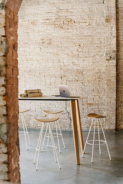 Coma stool Coma Stool