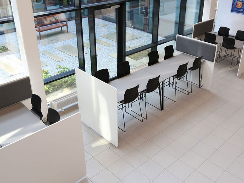 Fourreal table Fourreal room tables