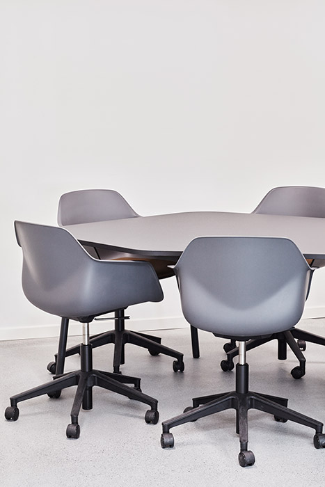 FourMe 66 chair FourMe 66 chairs around table