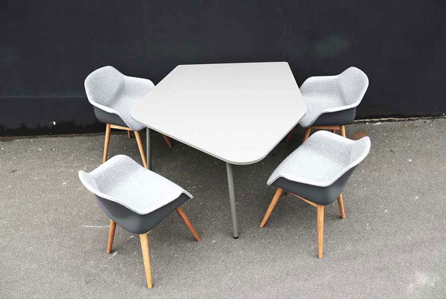 Fourreal Flake Fourreal Flake table