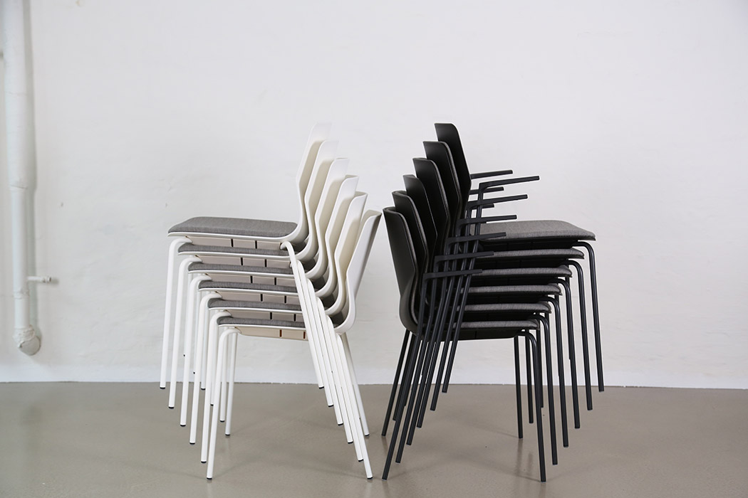 FourSure 44 chair FourSure 44 chair stacking
