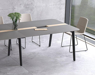 Nova wood A frame table