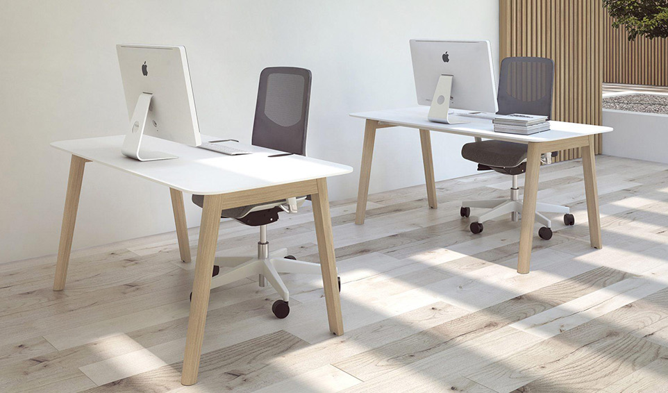Nova Wood table Nova Wood table