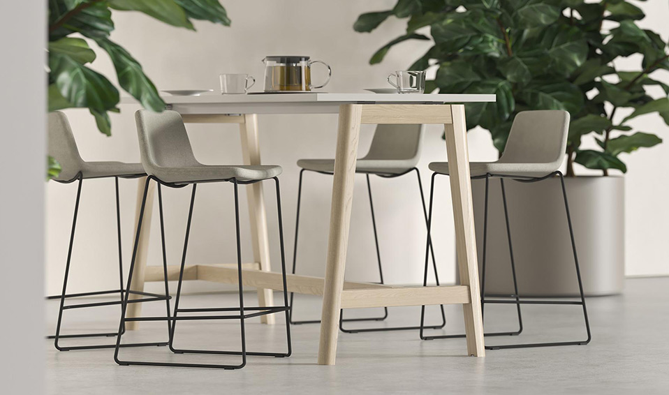 Nova Wood table Nova Wood table