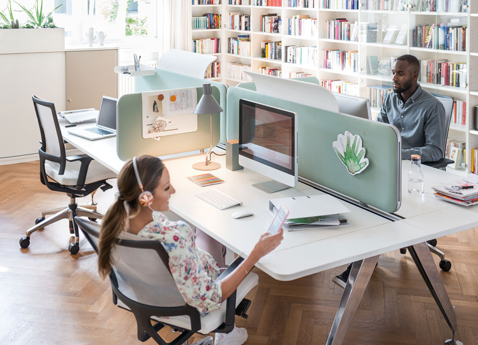 Se Wall bench desk divide