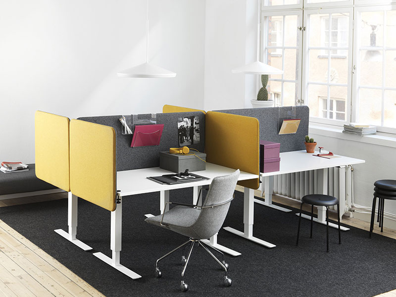 Softline Desk Softline table partitions
