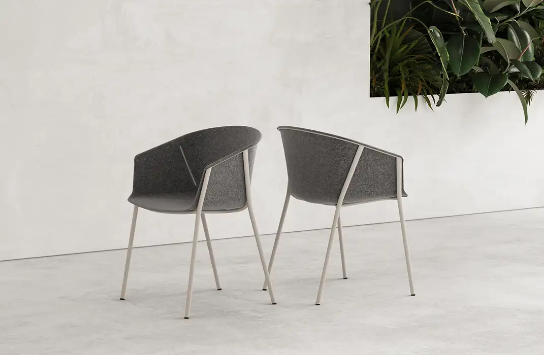 Omega chair Omega Chair with PET seat shell