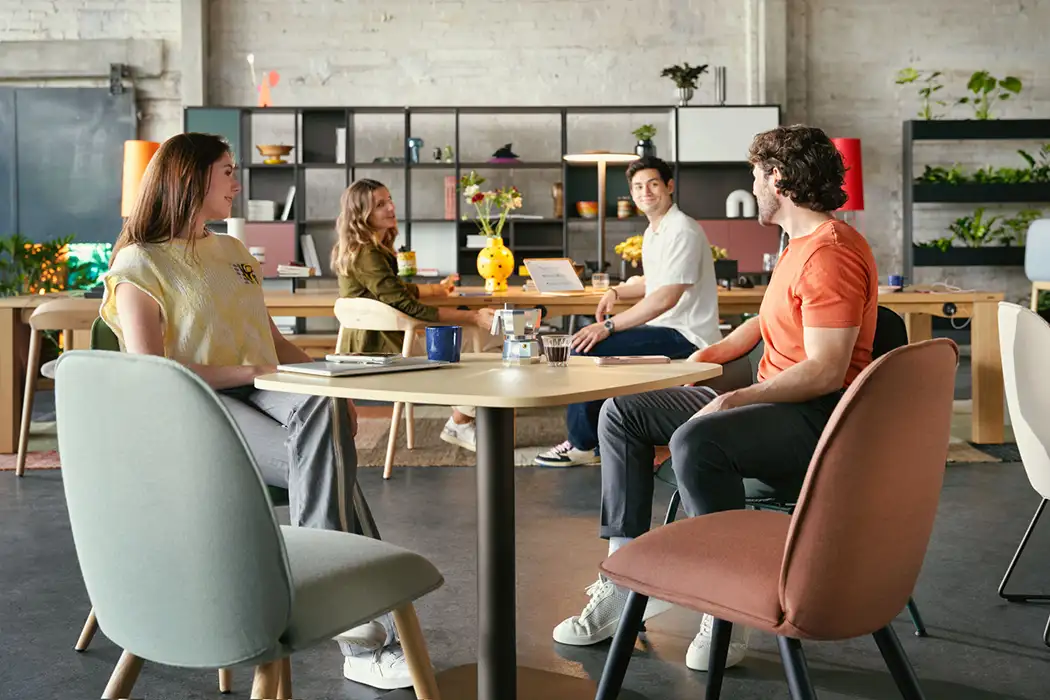 se cafe chairs