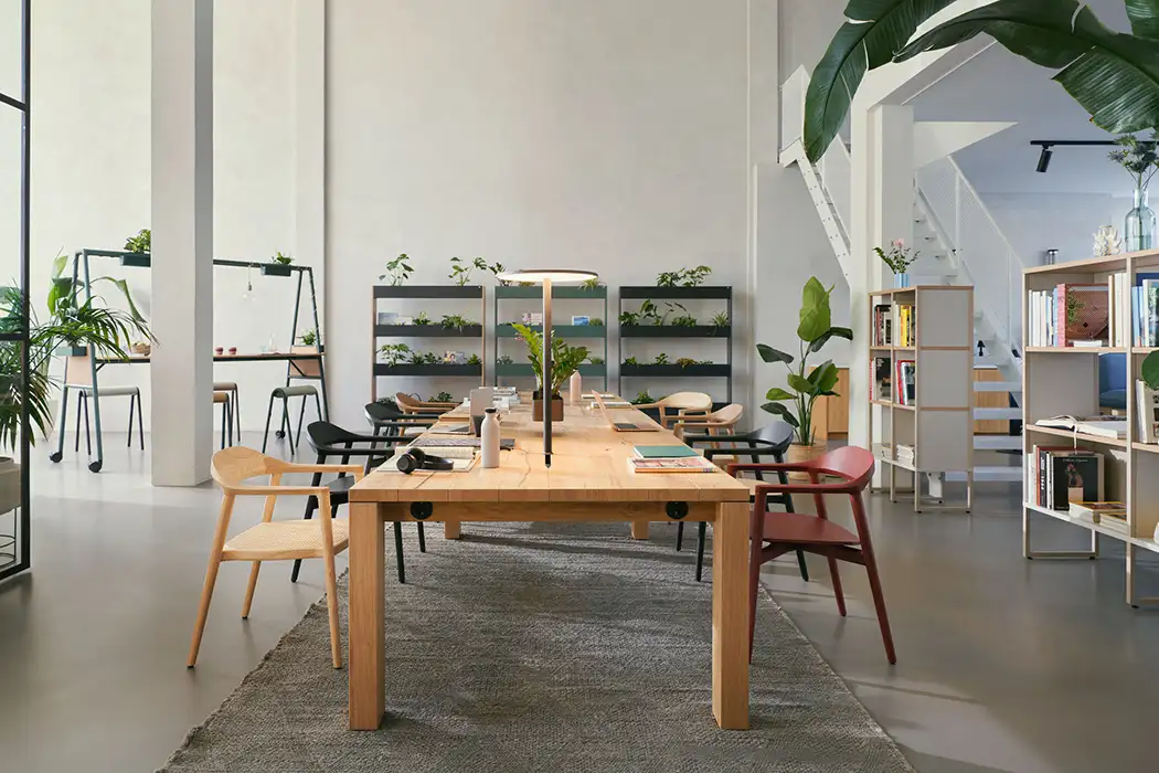 Team table in work cafe